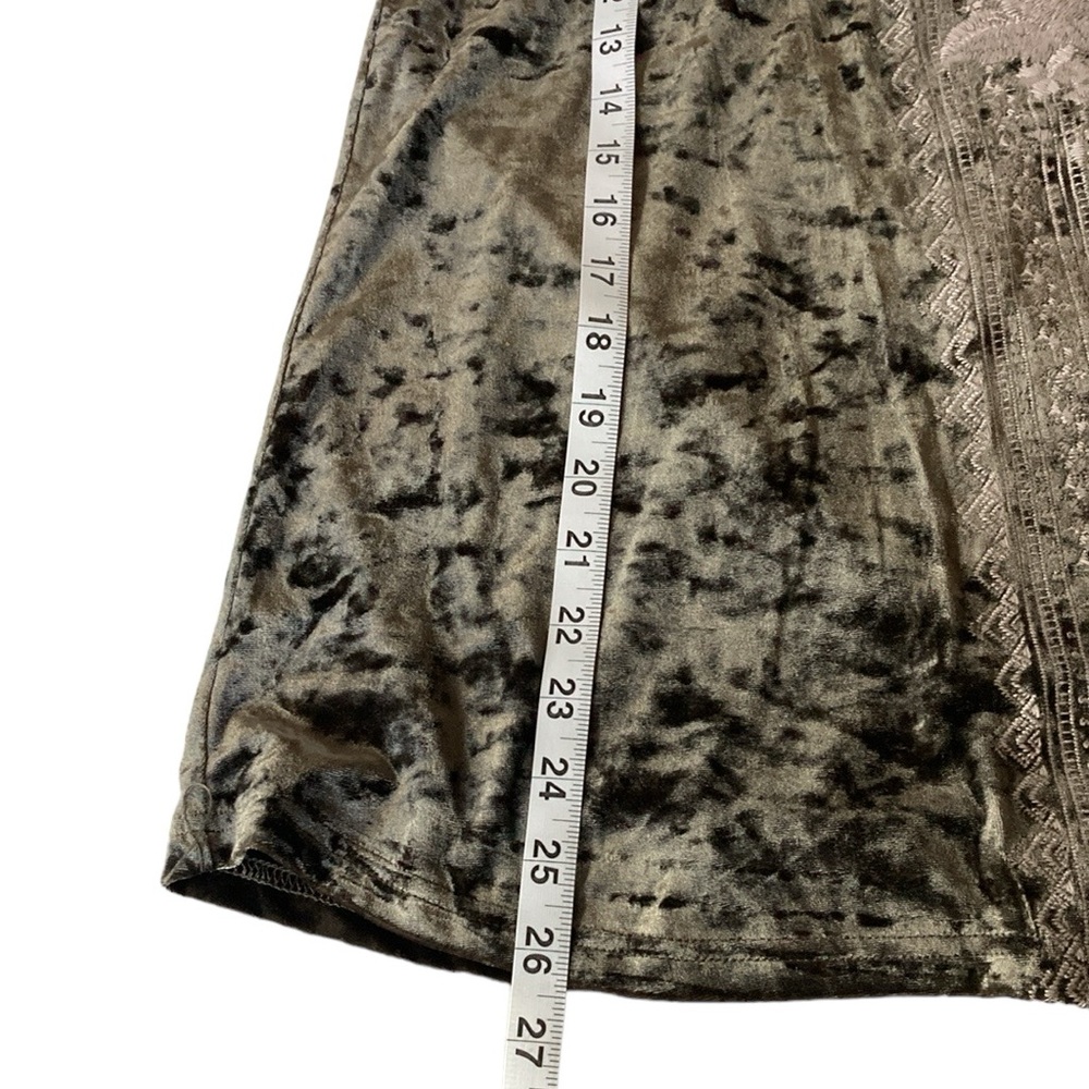 Andree By Unit Boho Velour Top With Beautiful Emb… - image 6